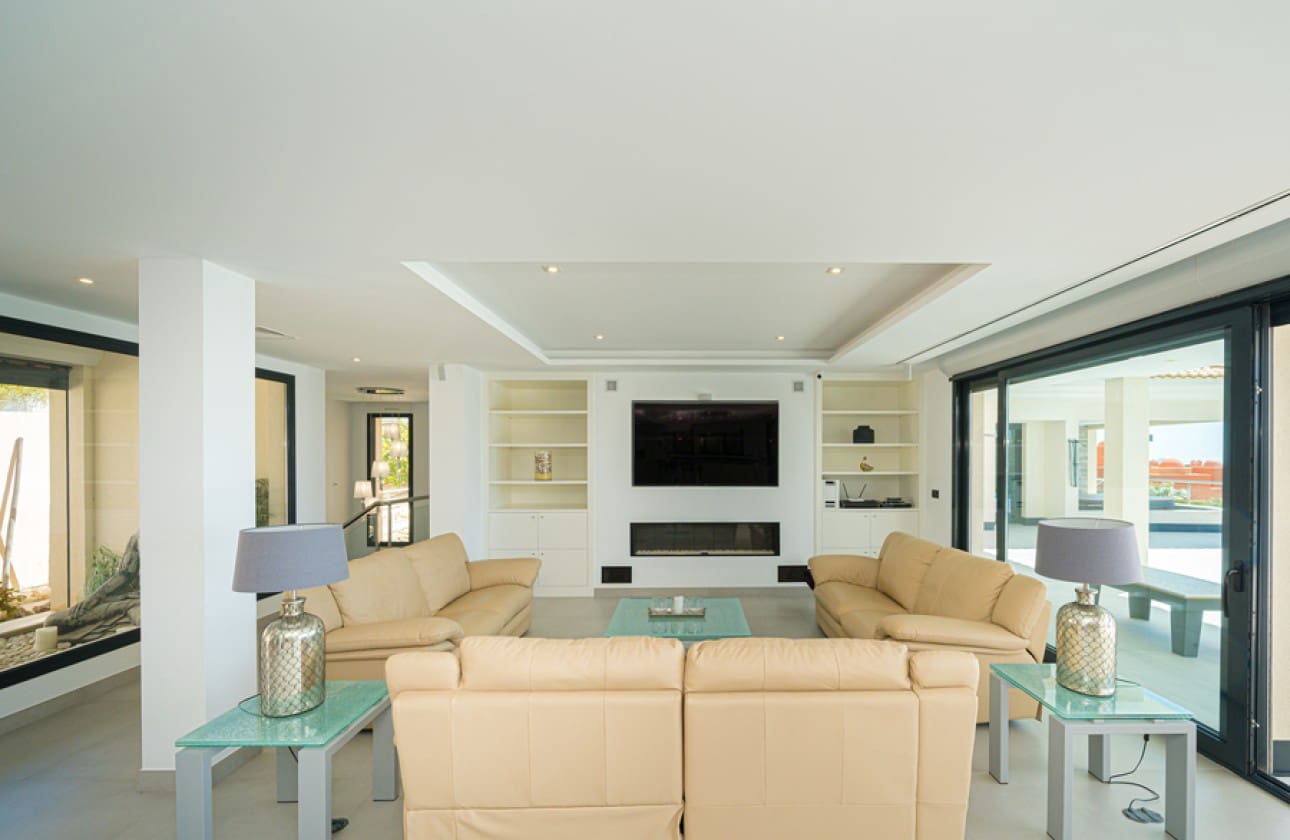 6 bedroom Villa for sale in Altea with pool - € 3,500,000 (Ref: 8841792)