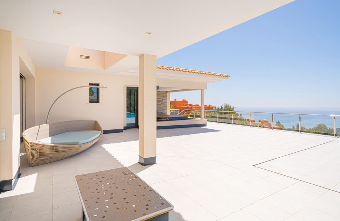 6 bedroom Villa for sale in Altea with pool - € 3,500,000 (Ref: 8841792)