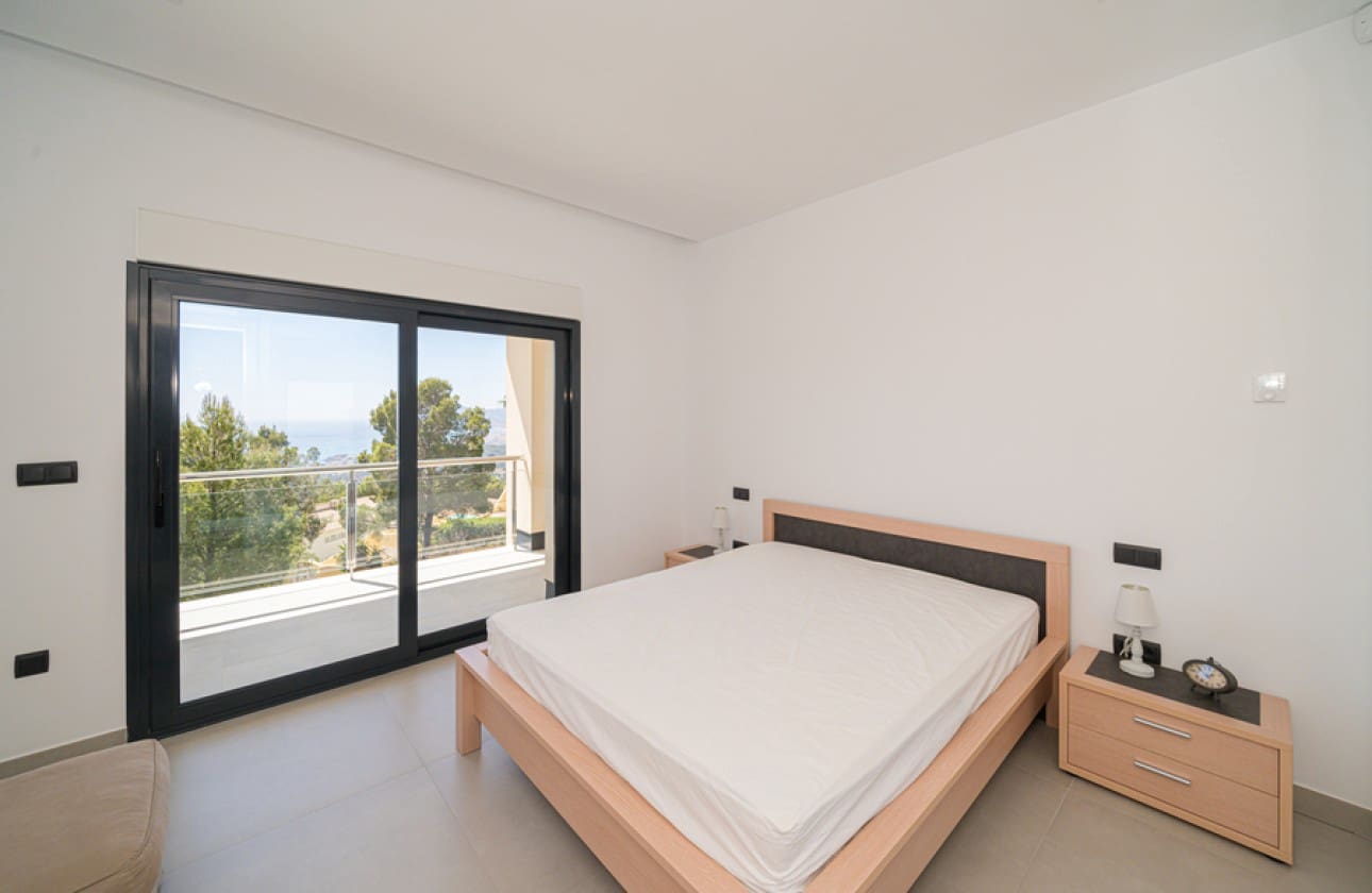 6 bedroom Villa for sale in Altea with pool - € 3,500,000 (Ref: 8841792)