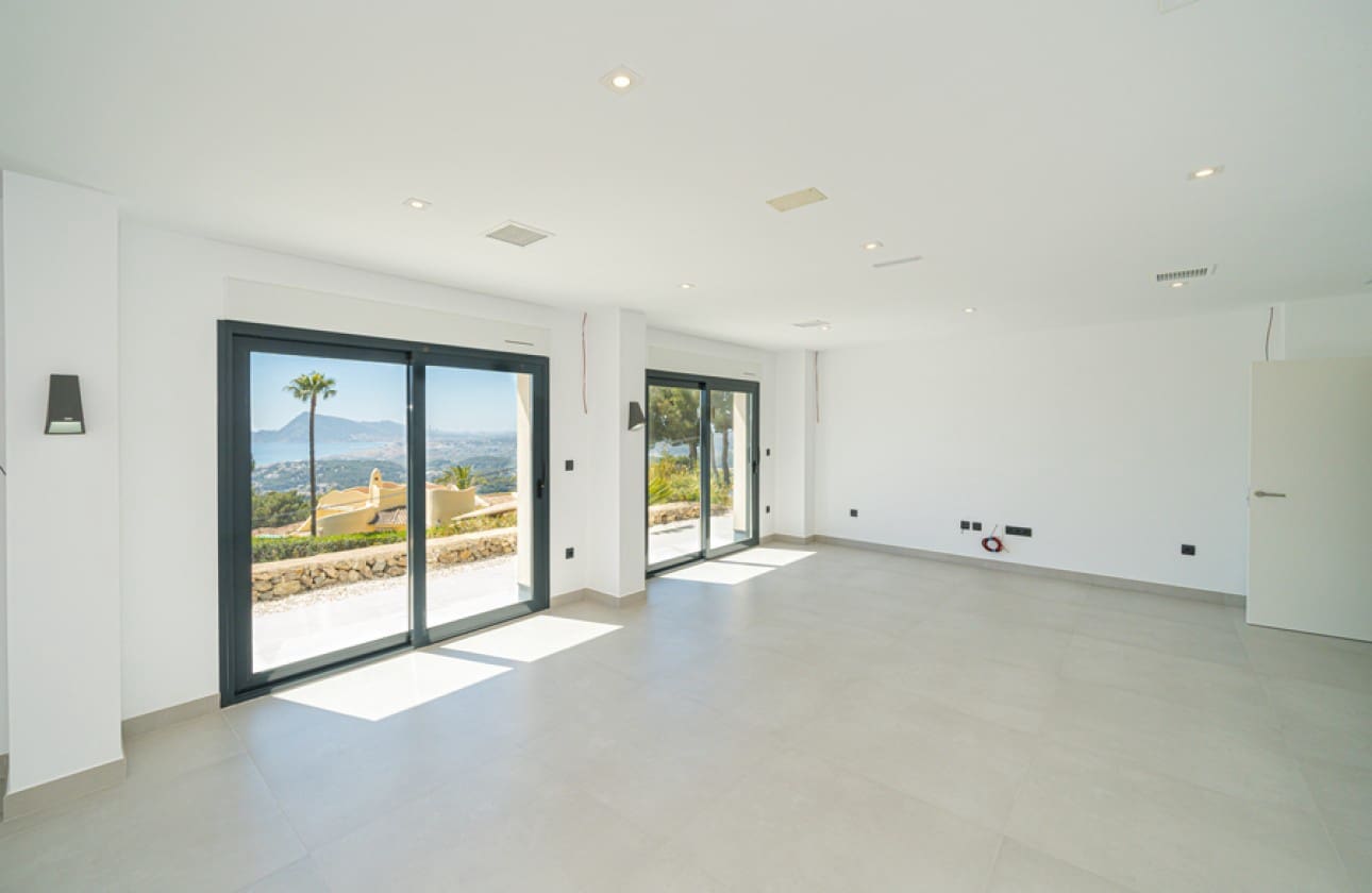 6 bedroom Villa for sale in Altea with pool - € 3,500,000 (Ref: 8841792)