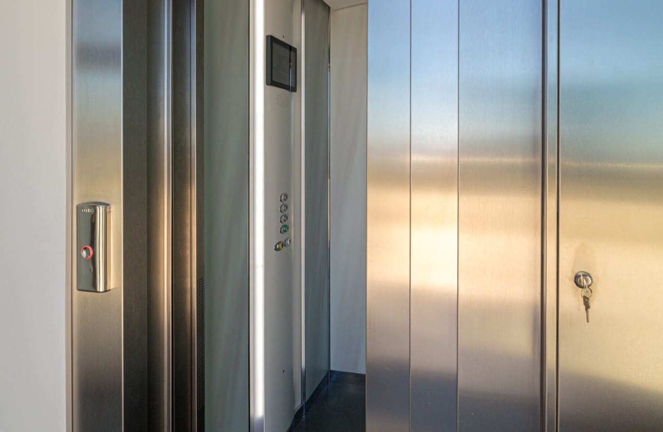 5 Zimmer Villa zu verkaufen in Altea mit Pool - 3.100.000 € (Ref: 8949971)