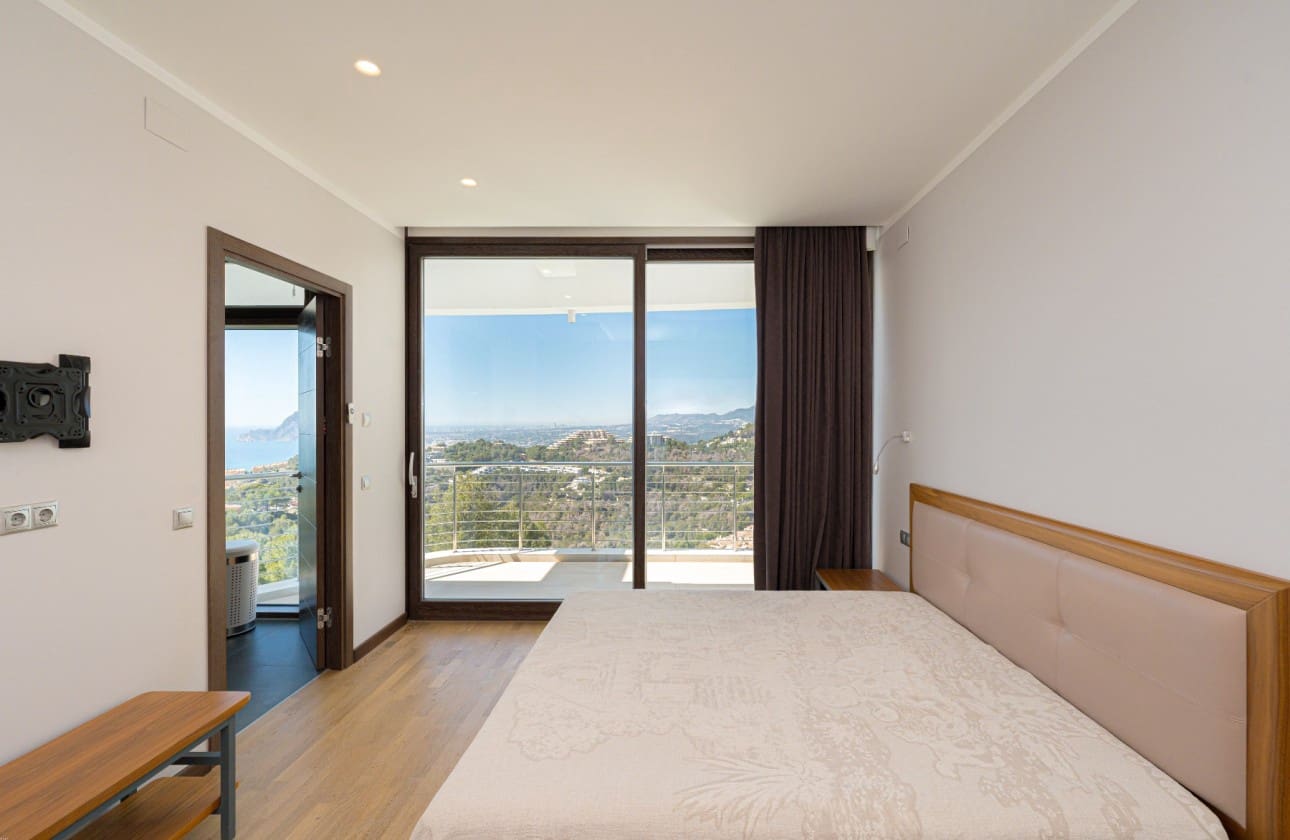 5 Zimmer Villa zu verkaufen in Altea mit Pool - 3.100.000 € (Ref: 8949971)