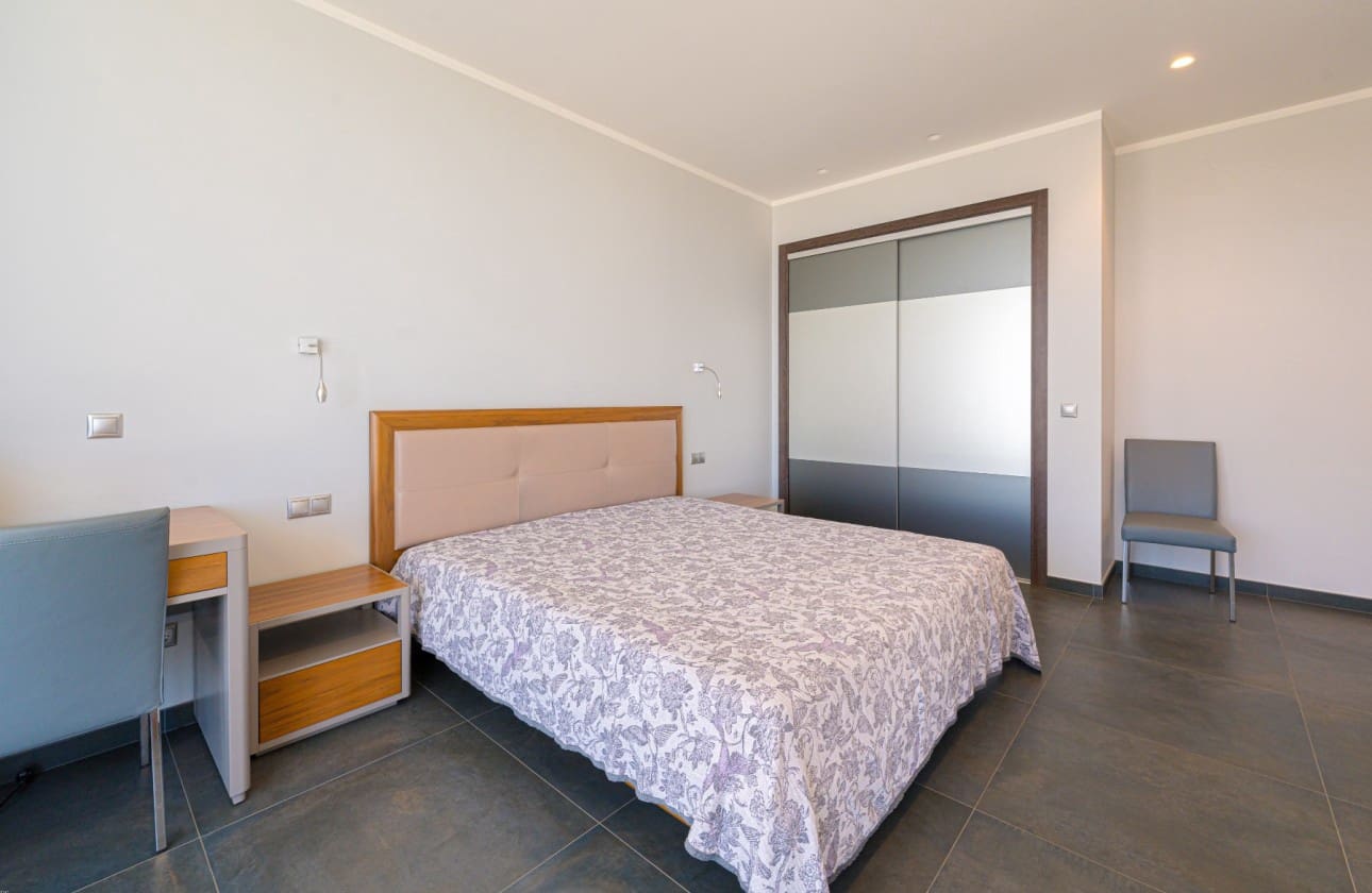 5 Zimmer Villa zu verkaufen in Altea mit Pool - 3.100.000 € (Ref: 8949971)