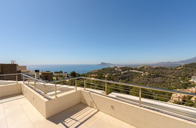 5 Zimmer Villa zu verkaufen in Altea mit Pool - 3.100.000 € (Ref: 8949971)