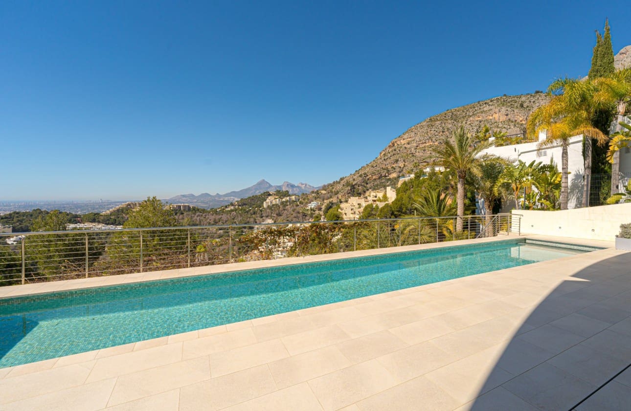 5 Zimmer Villa zu verkaufen in Altea mit Pool - 3.100.000 € (Ref: 8949971)