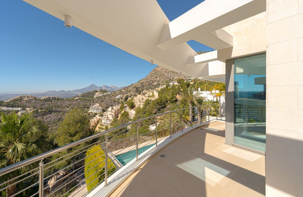 5 Zimmer Villa zu verkaufen in Altea mit Pool - 3.100.000 € (Ref: 8949971)