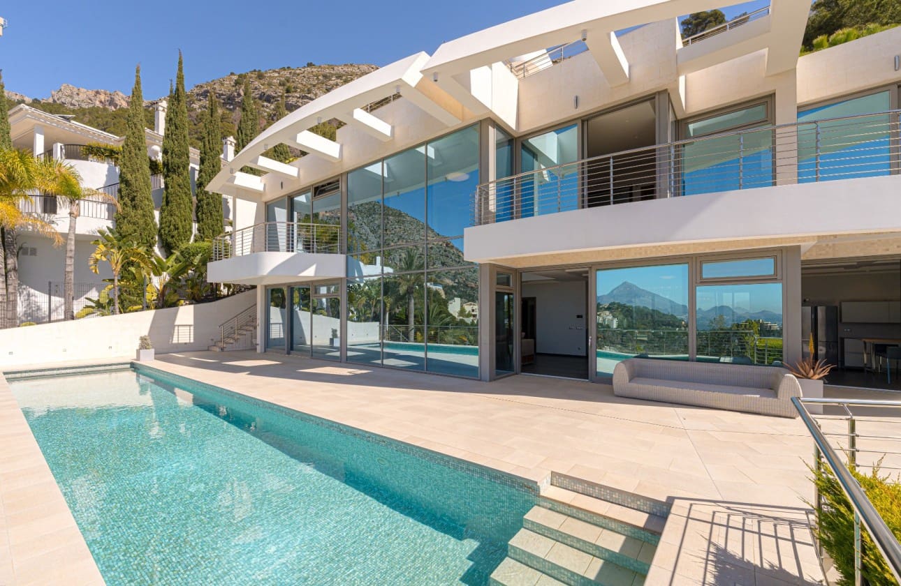 5 Zimmer Villa zu verkaufen in Altea mit Pool - 3.100.000 € (Ref: 8949971)