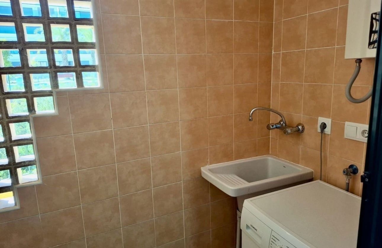 2 sypialnia Dom na sprzedaż w Finestrat z basenem garażem - 325 000 € (Ref: 9034315)