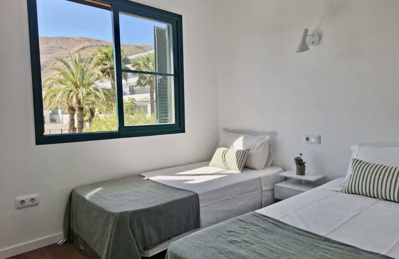 2 sypialnia Dom na sprzedaż w Finestrat z basenem garażem - 325 000 € (Ref: 9034315)