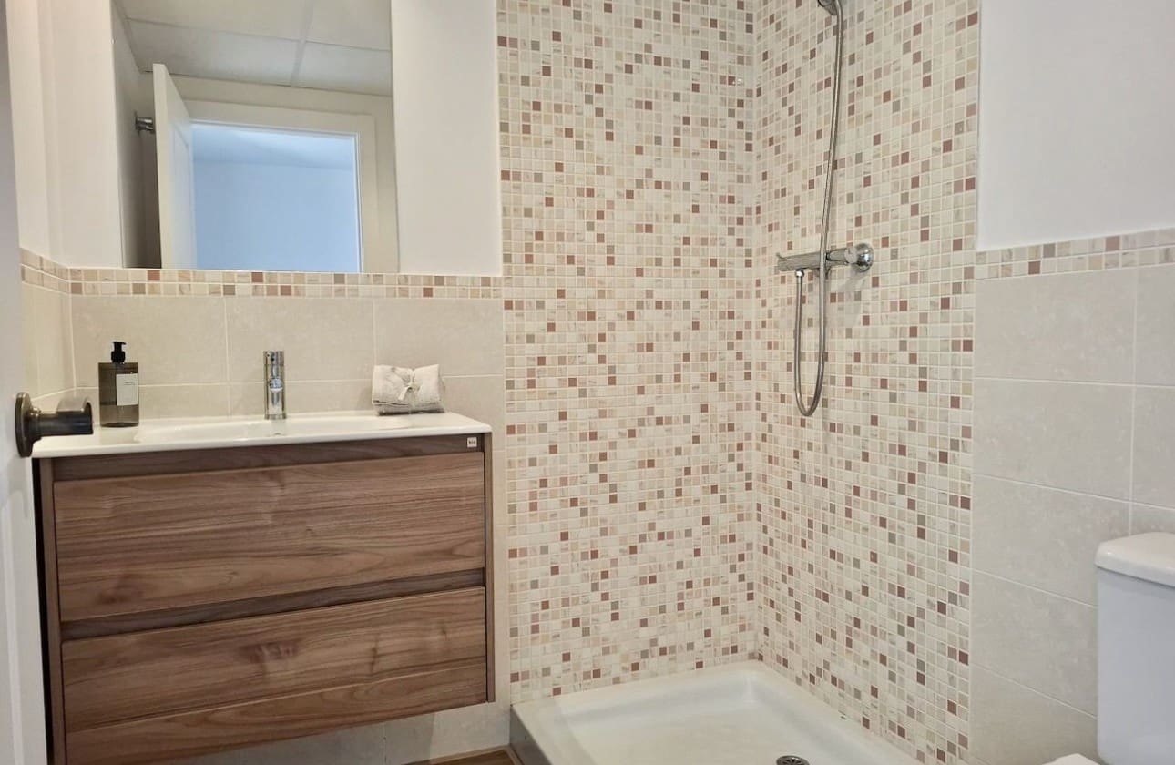 2 sypialnia Dom na sprzedaż w Finestrat z basenem garażem - 325 000 € (Ref: 9034315)