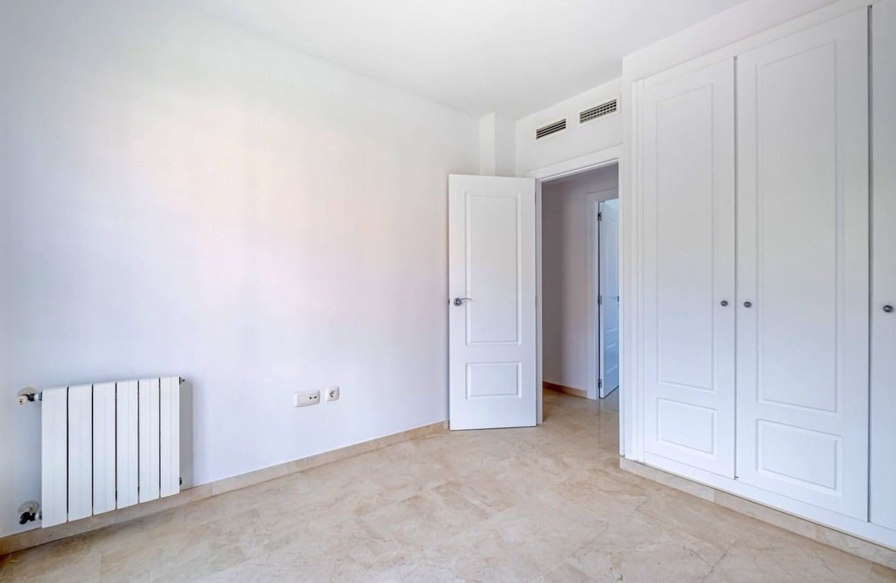 2 sypialnia Dom na sprzedaż w Finestrat z basenem garażem - 395 000 € (Ref: 9034637)