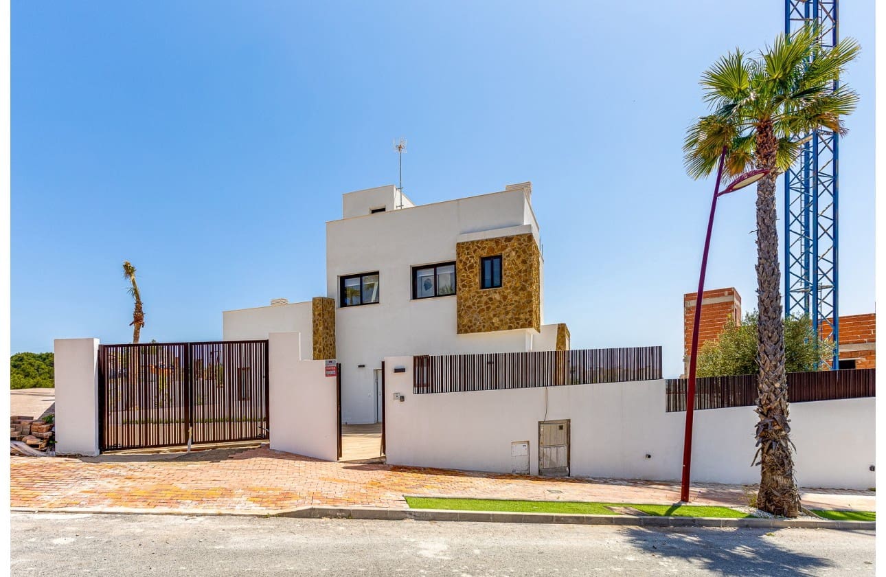 3 slaapkamer Villa te koop in Finestrat met zwembad - € 640.000 (Ref: 9060476)