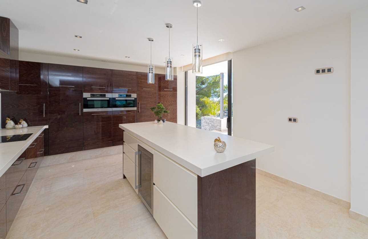 6 Zimmer Villa zu verkaufen in Altea mit Pool Garage - 2.875.000 € (Ref: 9064816)