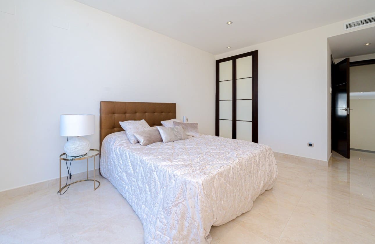 6 Zimmer Villa zu verkaufen in Altea mit Pool Garage - 2.875.000 € (Ref: 9064816)