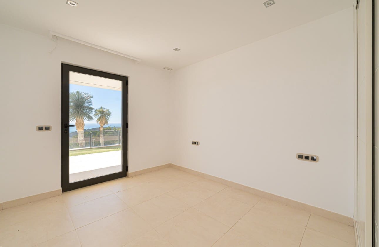 6 Zimmer Villa zu verkaufen in Altea mit Pool Garage - 2.875.000 € (Ref: 9064816)