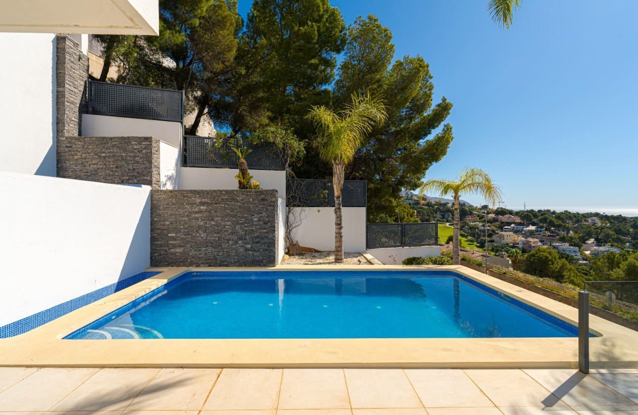 6 Zimmer Villa zu verkaufen in Altea mit Pool Garage - 2.875.000 € (Ref: 9064816)