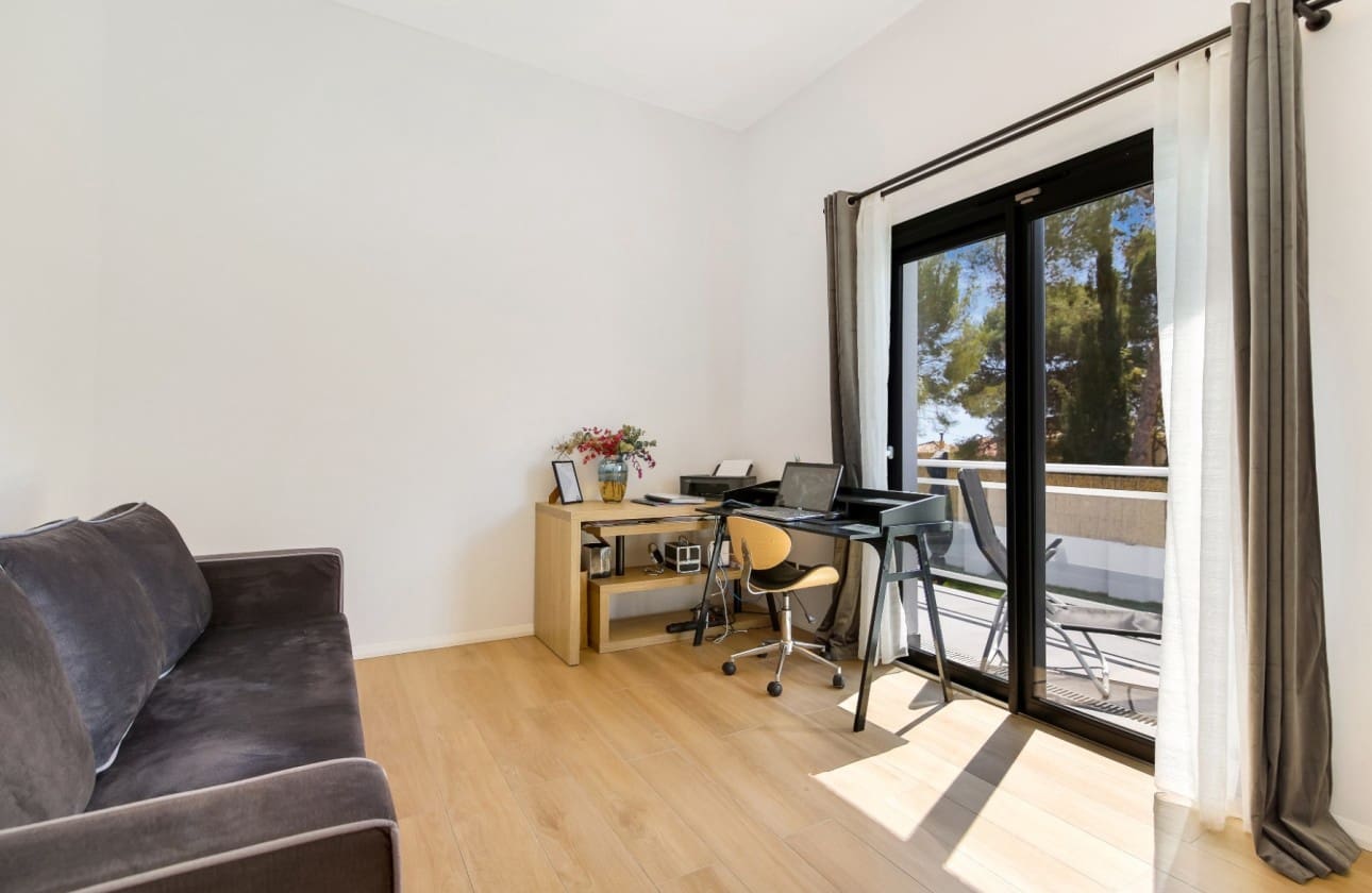 4 Zimmer Villa zu verkaufen in Altea mit Pool Garage - 995.000 € (Ref: 9068398)