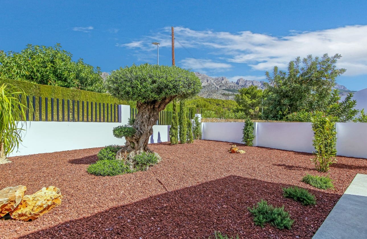 4 Zimmer Villa zu verkaufen in Altea mit Pool Garage - 995.000 € (Ref: 9068398)