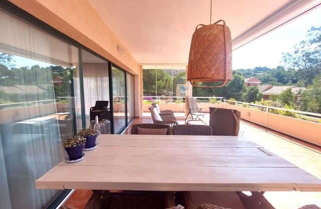 3 soveværelse Lejlighed til salg i Alhama Springs, Altea med swimmingpool garage - € 395.000 (Ref: 9094884)