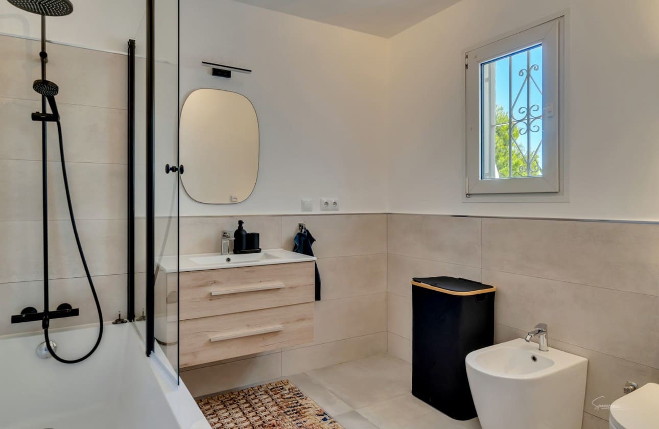 3 sypialnia Willa na sprzedaż w Altea z basenem - 775 000 € (Ref: 9129363)