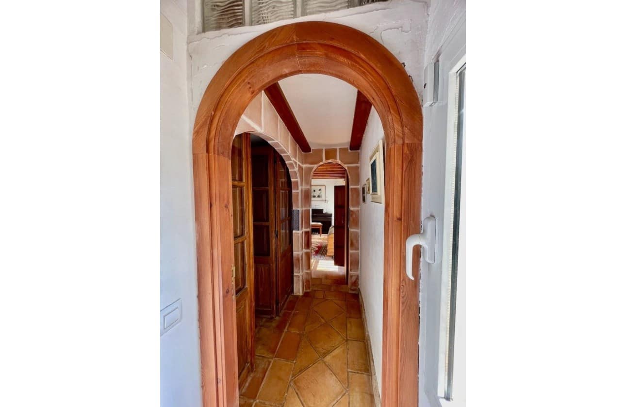 2 soverom Villa til salgs i Altea la Vella med svømmebasseng garasje - € 375 000 (Ref: 9180702)