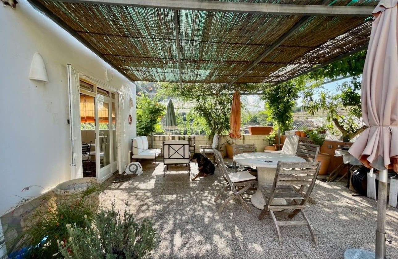 2 soverom Villa til salgs i Altea la Vella med svømmebasseng garasje - € 375 000 (Ref: 9180702)