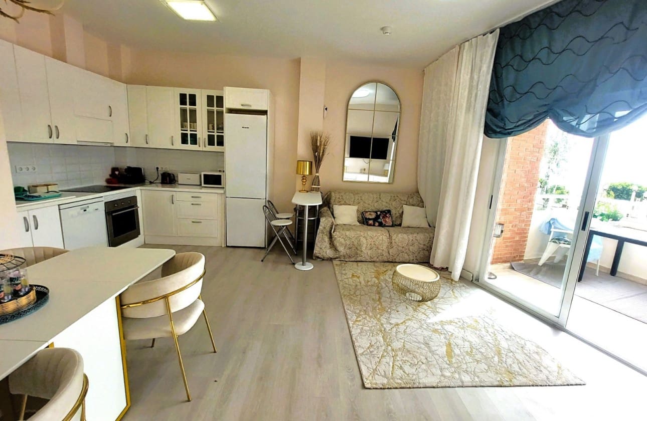 2 soveværelse Strandlejlighed til salg i Altea - € 370.000 (Ref: 9198280)