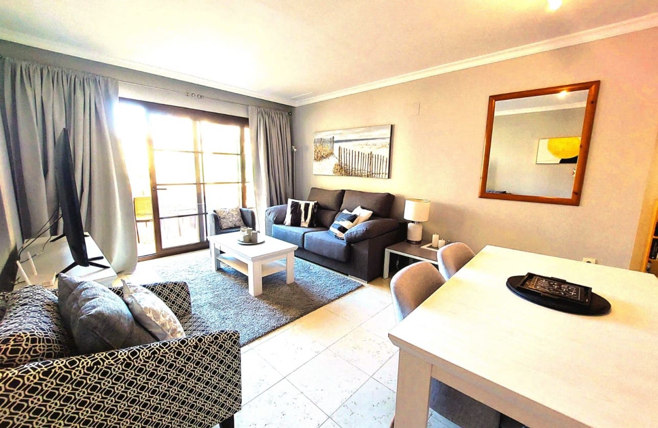 2 soveværelse Strandlejlighed til salg i Altea med swimmingpool garage - € 650.000 (Ref: 9216923)