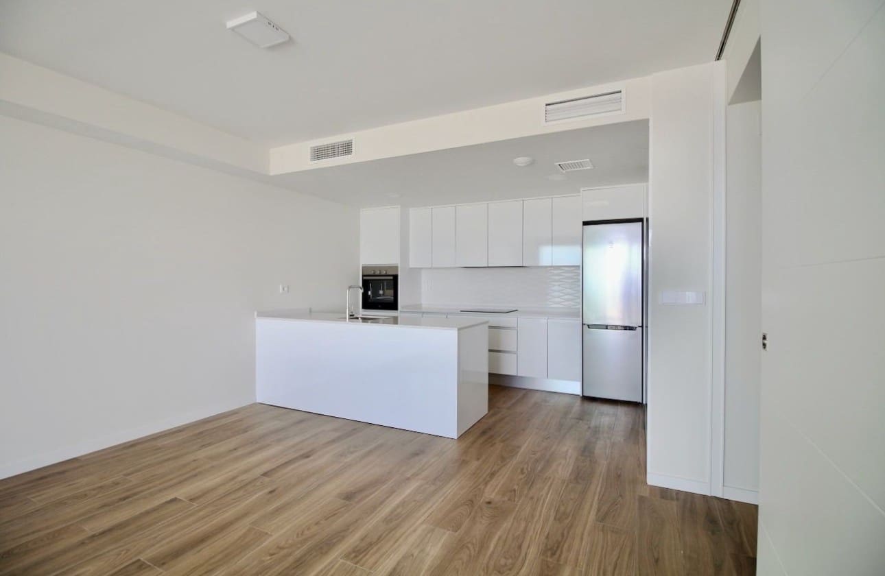 2 bedroom Penthouse for sale in Finestrat with pool garage - € 419,000 (Ref: 9329956)