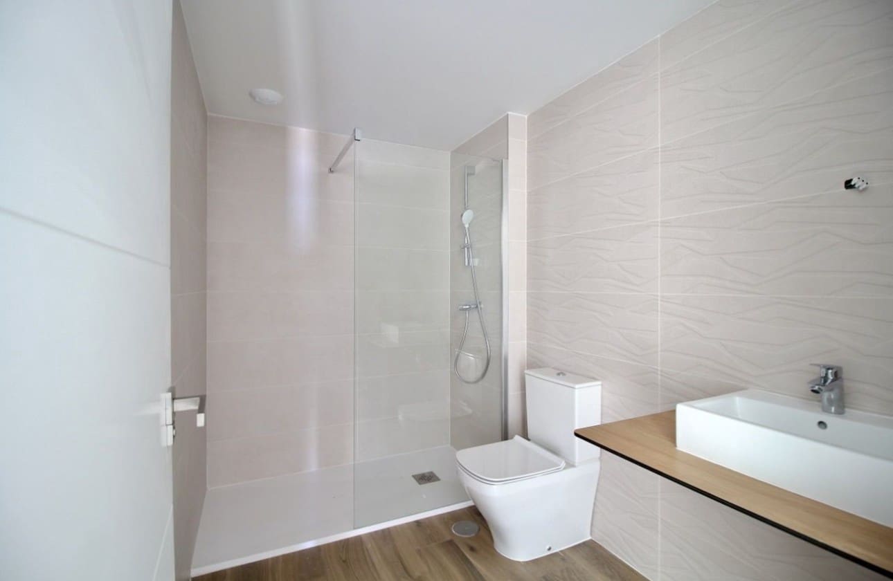 2 bedroom Penthouse for sale in Finestrat with pool garage - € 419,000 (Ref: 9329956)