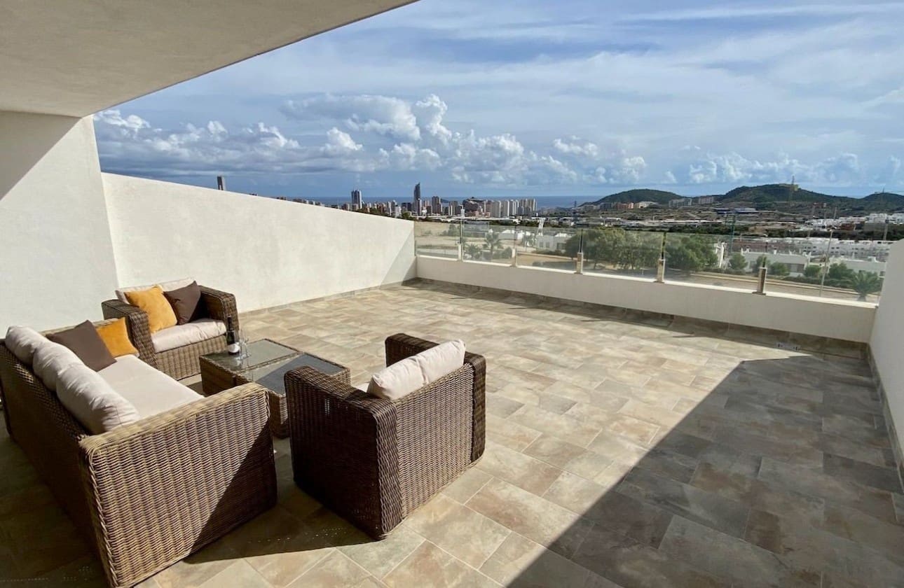 3 makuuhuone Kattohuoneisto myytävänä paikassa Finestrat mukana uima-altaan 
autotalli - 425 000 € (Ref: 9346608)