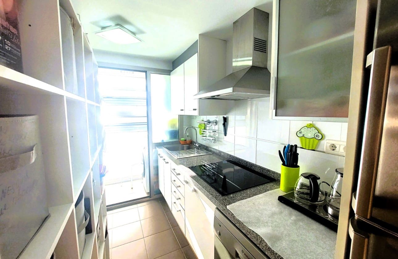 3 camera da letto Appartamento in vendita in Benidorm con piscina - 450.000 € (Rif: 9390214)