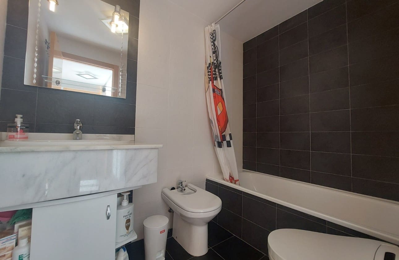 3 camera da letto Appartamento in vendita in Benidorm con piscina - 450.000 € (Rif: 9390214)