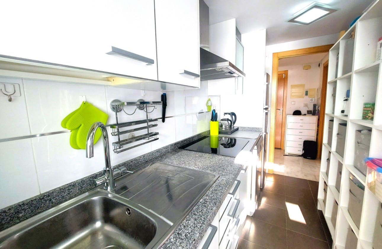3 camera da letto Appartamento in vendita in Benidorm con piscina - 450.000 € (Rif: 9390214)