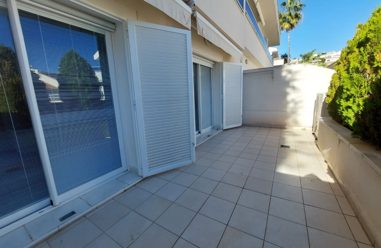 3 bedroom Apartment for sale in Altea with pool - € 525,000 (Ref: 9426715)
