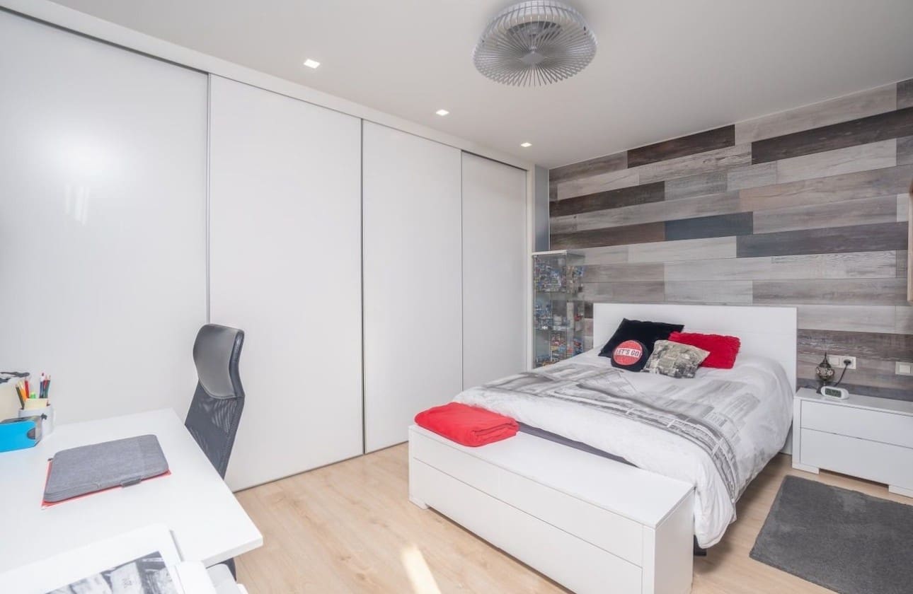 4 bedroom Villa for sale in Albir with pool garage - € 1,675,000 (Ref: 9441121)