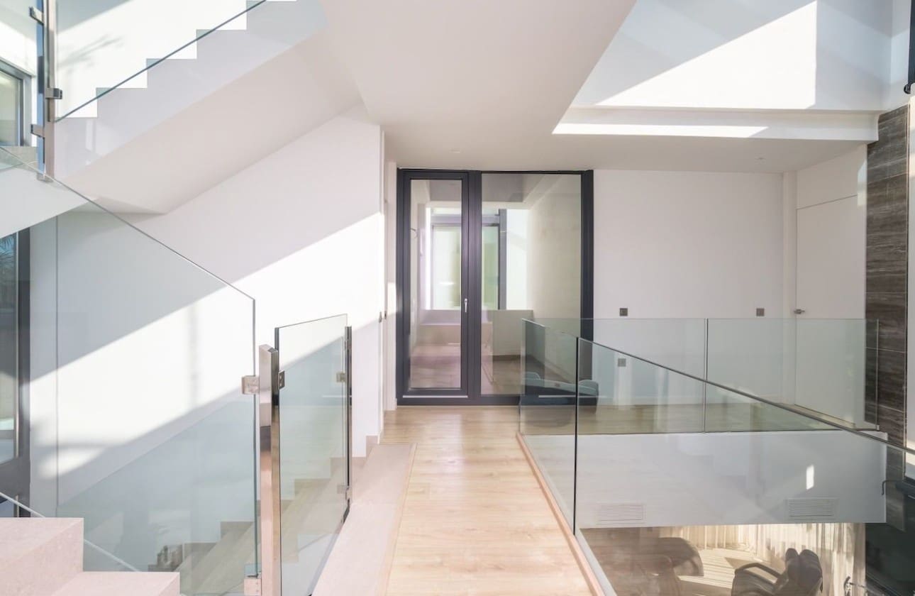 4 bedroom Villa for sale in Albir with pool garage - € 1,675,000 (Ref: 9441121)