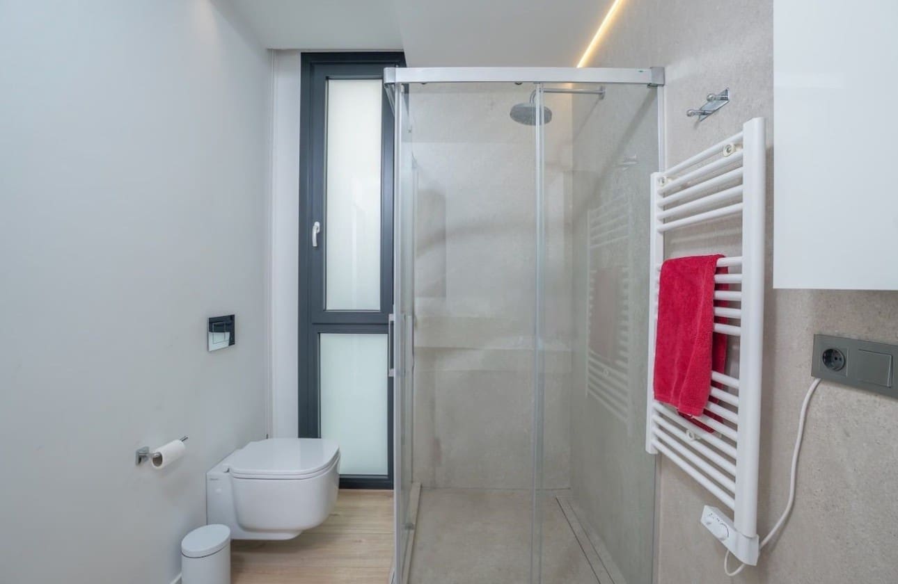 4 bedroom Villa for sale in Albir with pool garage - € 1,675,000 (Ref: 9441121)