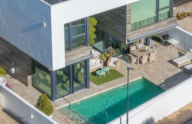 4 bedroom Villa for sale in Albir, Alfaz del Pi / L'Alfàs del Pi with pool garage - € 1,675,000 (Ref: 9441121)