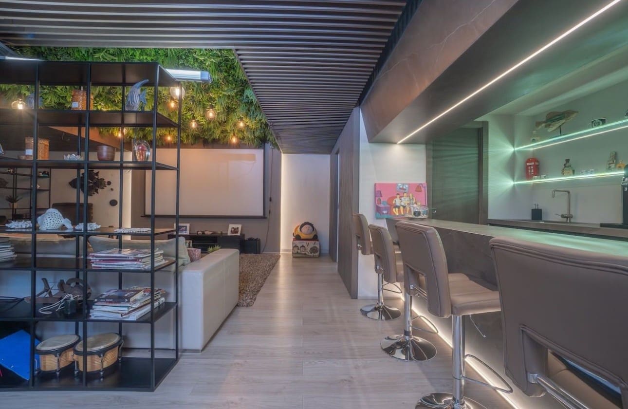 4 bedroom Villa for sale in Albir with pool garage - € 1,675,000 (Ref: 9441121)