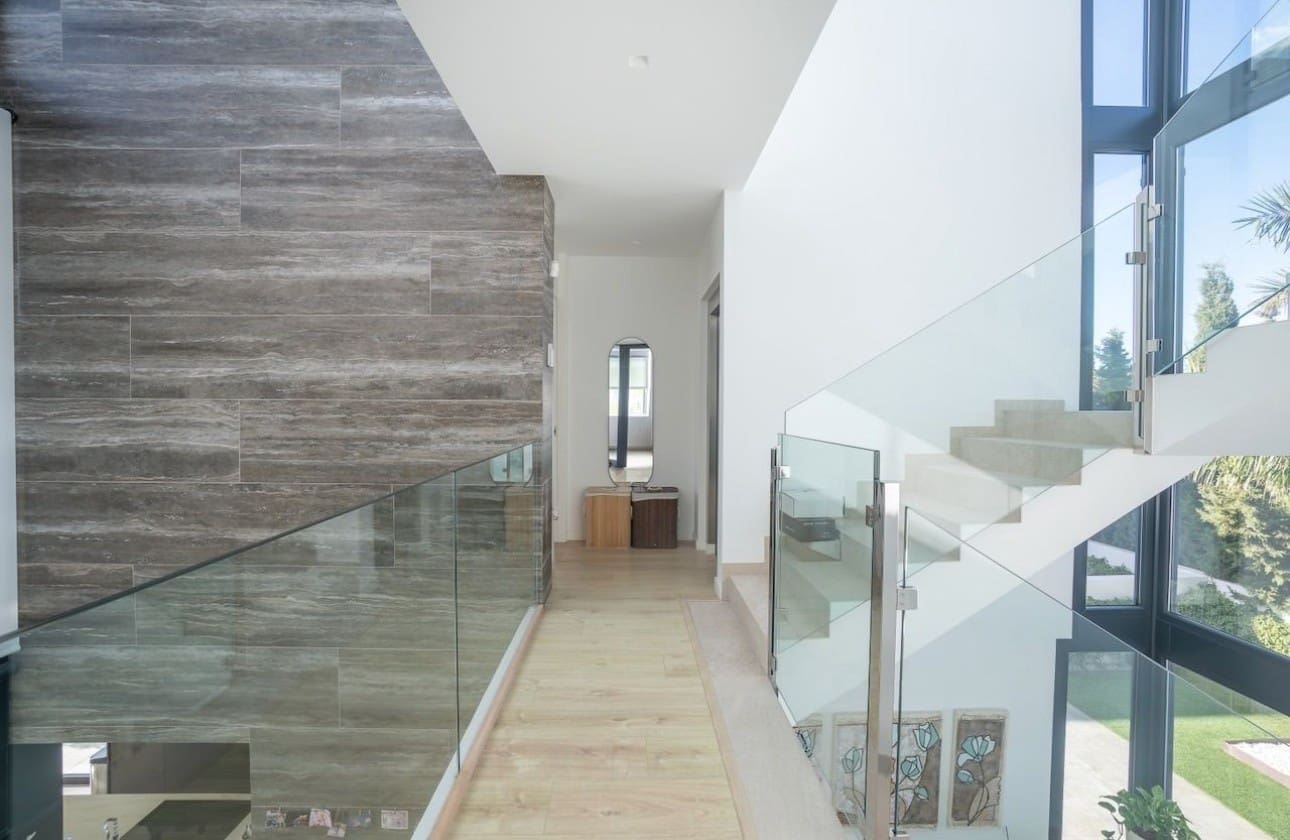 4 bedroom Villa for sale in Albir with pool garage - € 1,675,000 (Ref: 9441121)