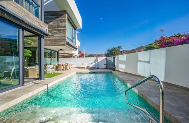 4 bedroom Villa for sale in Albir, Alfaz del Pi / L'Alfàs del Pi with pool garage - € 1,675,000 (Ref: 9441121)