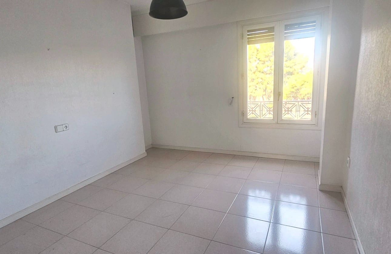 Apartamento de 3 habitaciones en San Juan de Alicante / Sant Joan d'Alacant en venta con piscina garaje - 550.000 € (Ref: 9441489)