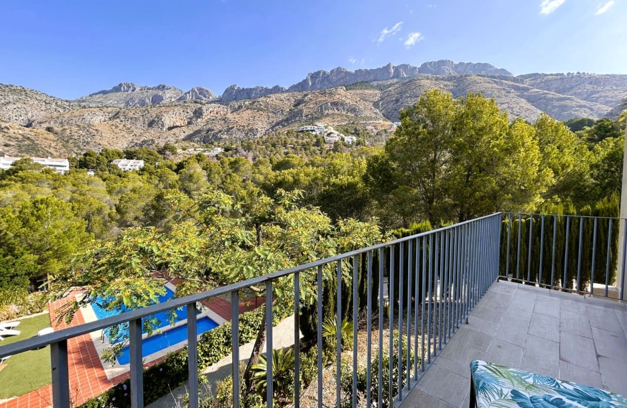 3 slaapkamer Villa te koop in Altea met zwembad - € 485.000 (Ref: 9468552)
