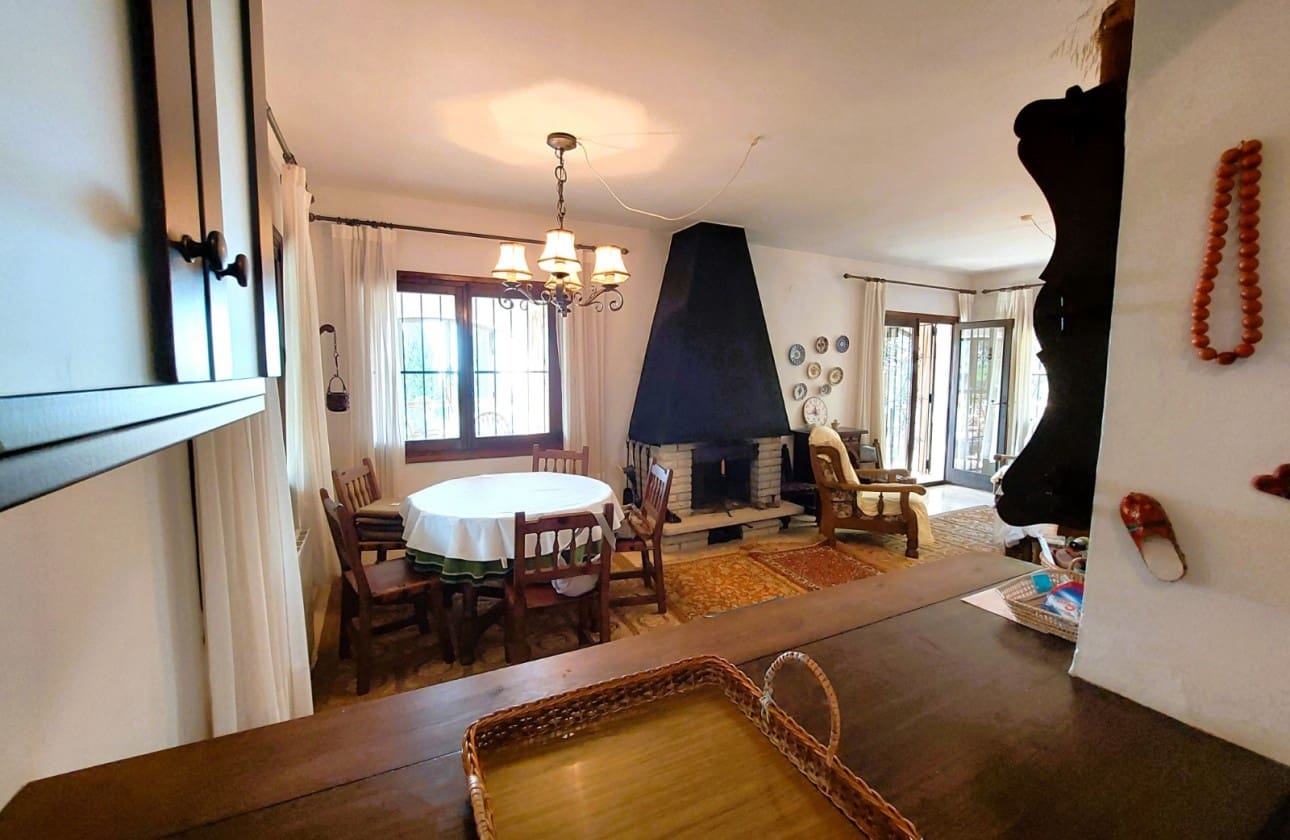 Chalet de 3 habitaciones en Altea en venta - 450.000 € (Ref: 9468553)