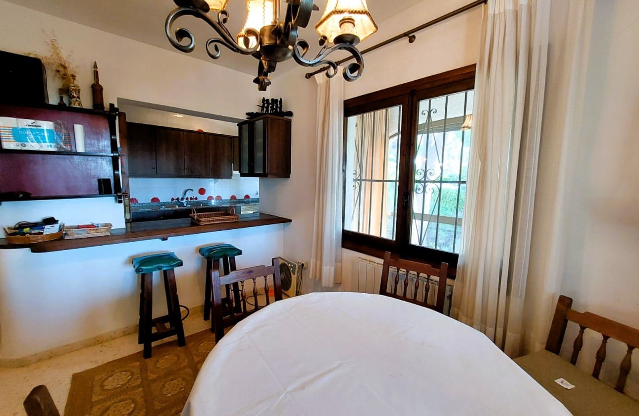 Chalet de 3 habitaciones en Altea en venta - 450.000 € (Ref: 9468553)