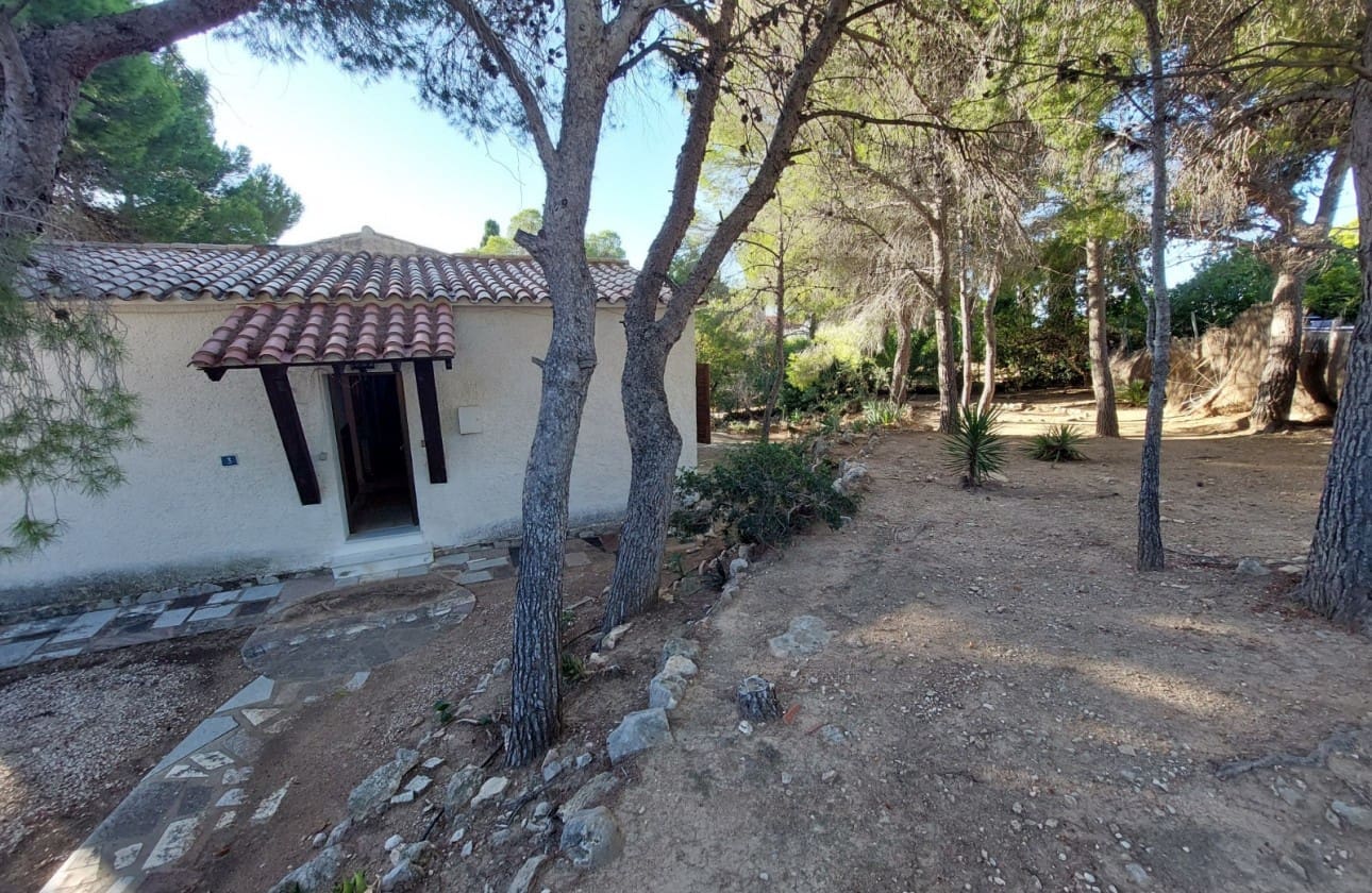 Chalet de 3 habitaciones en Altea en venta - 450.000 € (Ref: 9468553)