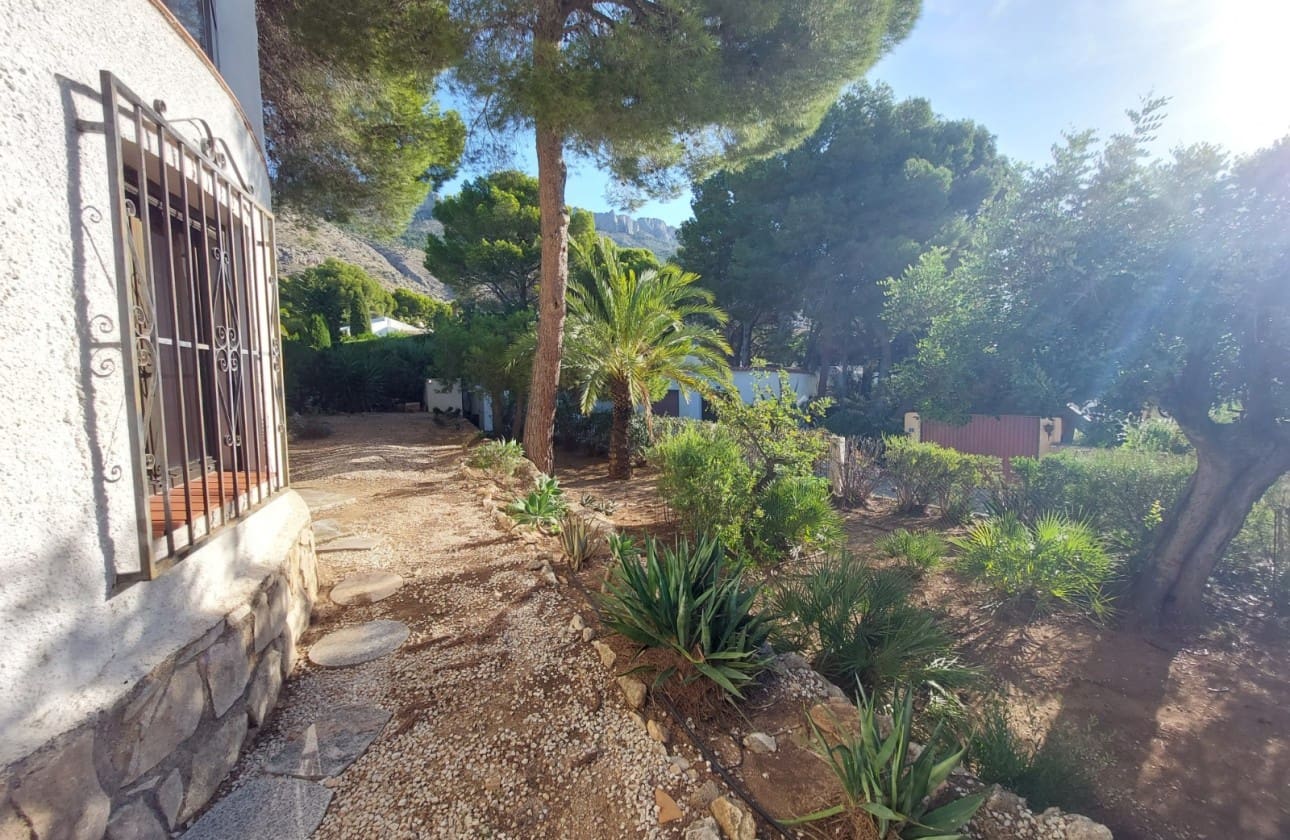 Chalet de 3 habitaciones en Altea en venta - 450.000 € (Ref: 9468553)