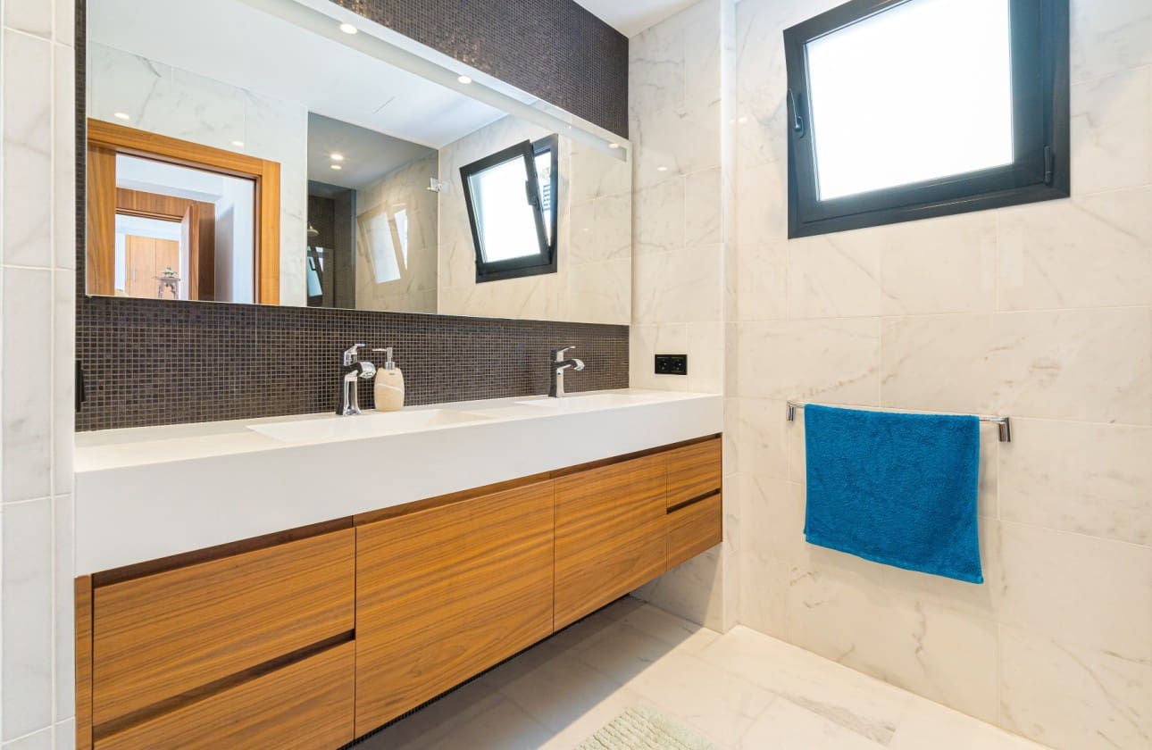 3 slaapkamer Villa te koop in Altea met zwembad garage - € 1.295.000 (Ref: 9518266)