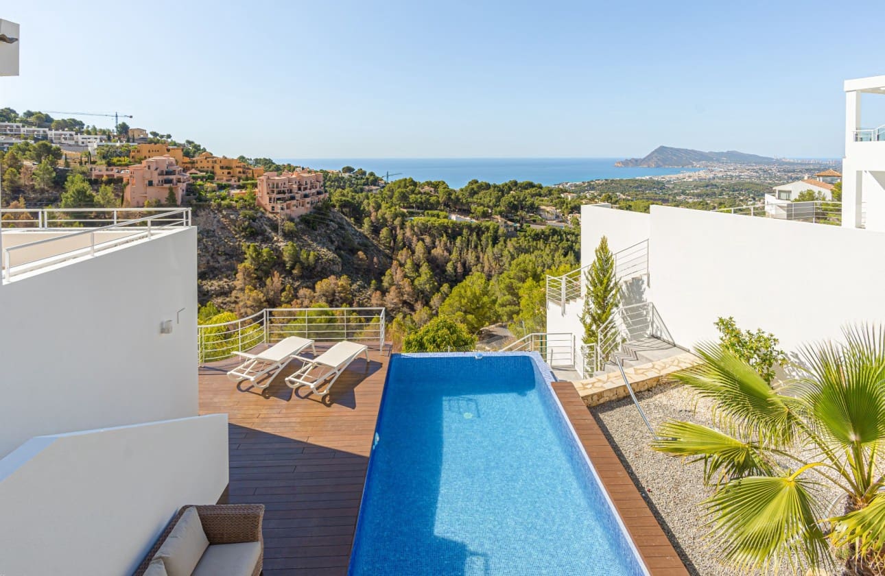 3 slaapkamer Villa te koop in Altea met zwembad garage - € 1.295.000 (Ref: 9518266)